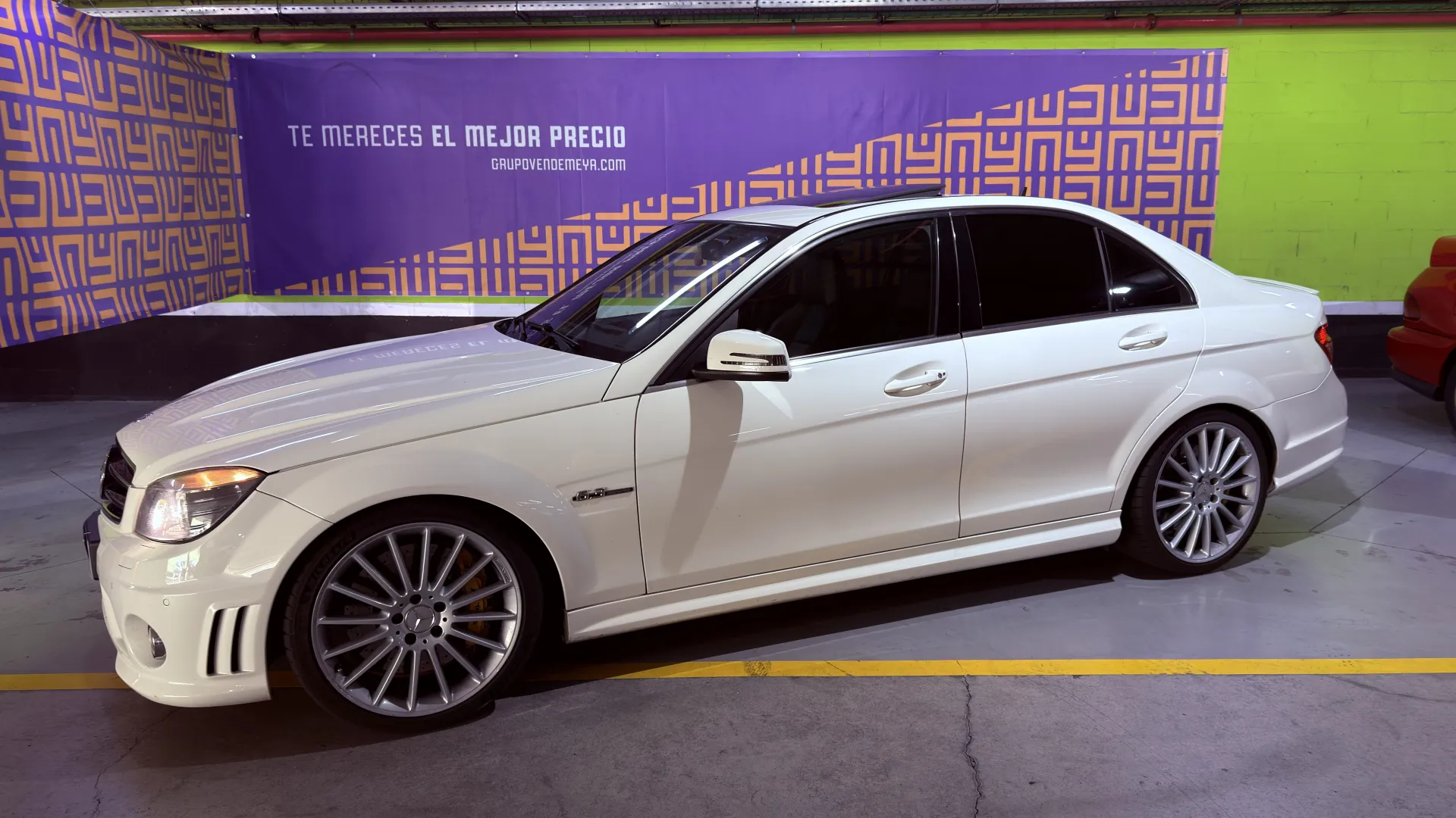 Mercedes-Benz C 63 AMG Berlina V8 6.2 (W204)