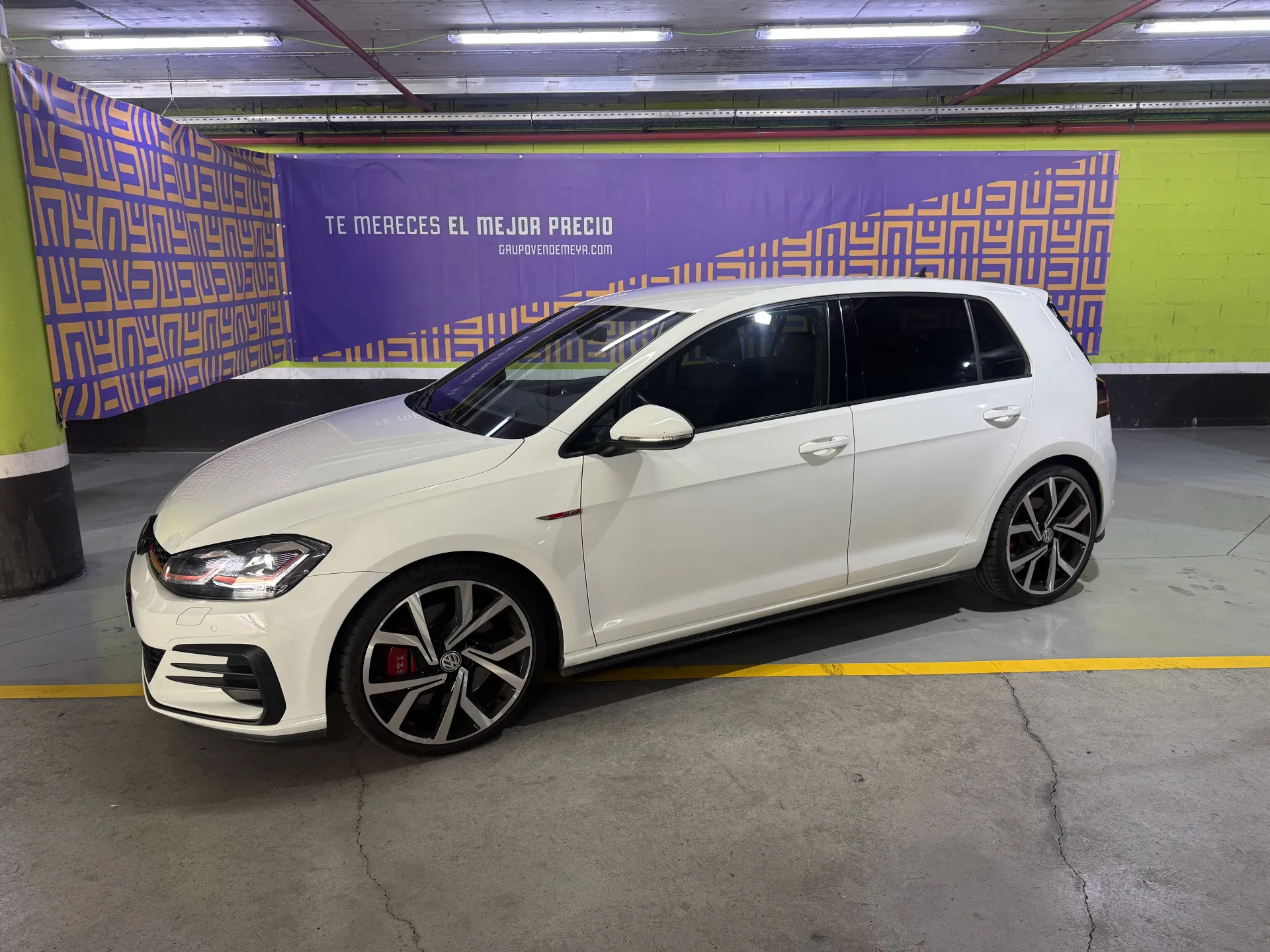 Volkswagen Golf GTI Performance 2.0 TSI 245cv 
