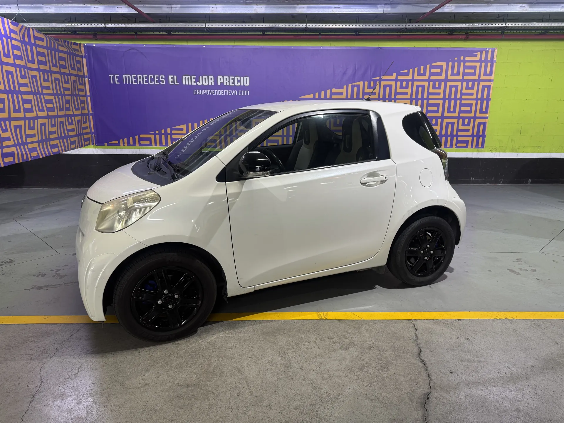 TOYOTA iQ 1.0 VVT-i