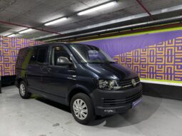 
										Volkswagen Caravelle Kombi larga full									