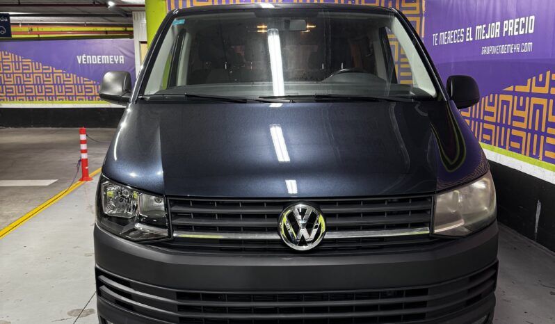 
								Volkswagen Caravelle Kombi larga full									