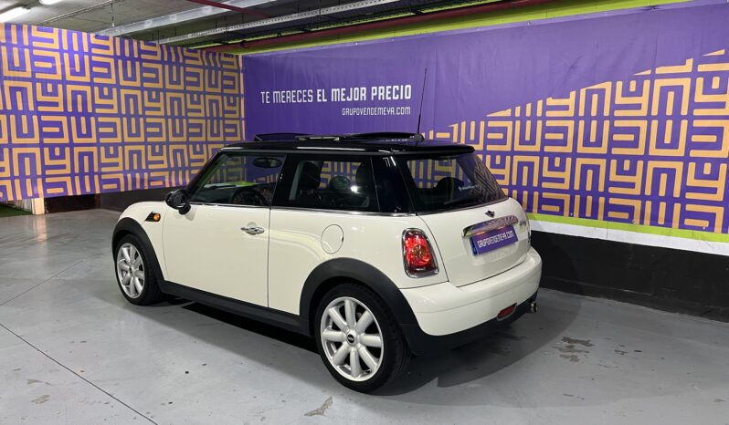 
								Mini Cooper 1.6 D full									