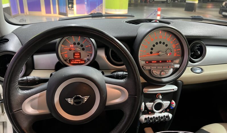 
								Mini Cooper 1.6 D full									