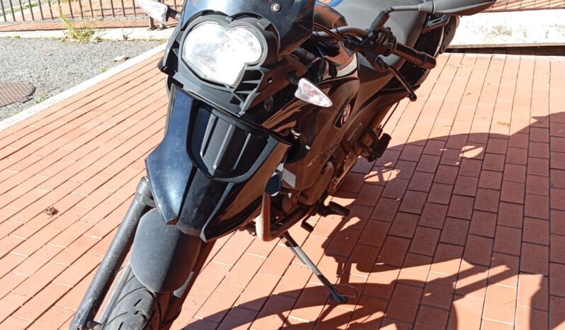 
								BMW G 650 GS full									