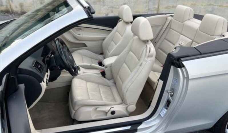 
								VOLKSWAGEN EOS full									