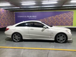 
										Mercedes-Benz Clase E full									