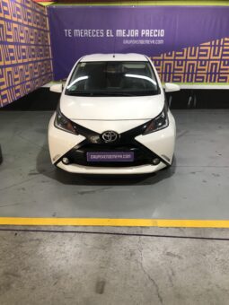 
										Toyota Aygo 2015 full									