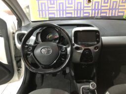 
										Toyota Aygo 2015 full									