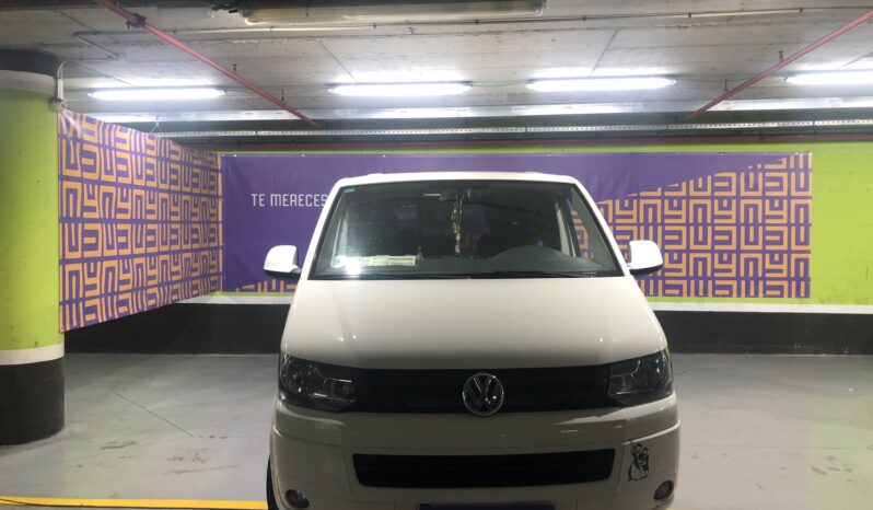 
								Volkswagen Transporter full									