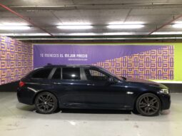 
										BMW Serie 5 full									