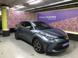 
										Toyota C-HR full									