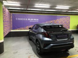 
										Toyota C-HR full									