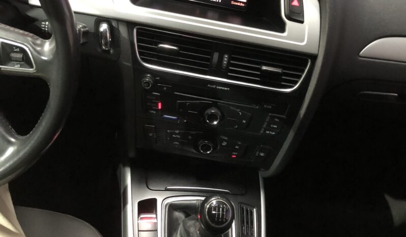 
								Audi A4 full									