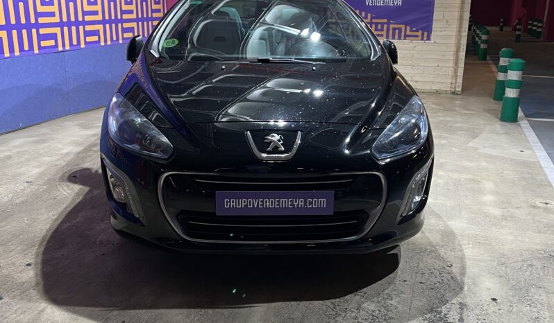 
								PEUGEOT 308 CC E.D. ROLAND GARROS full									