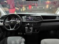 
										Volkswagen Caravelle full									