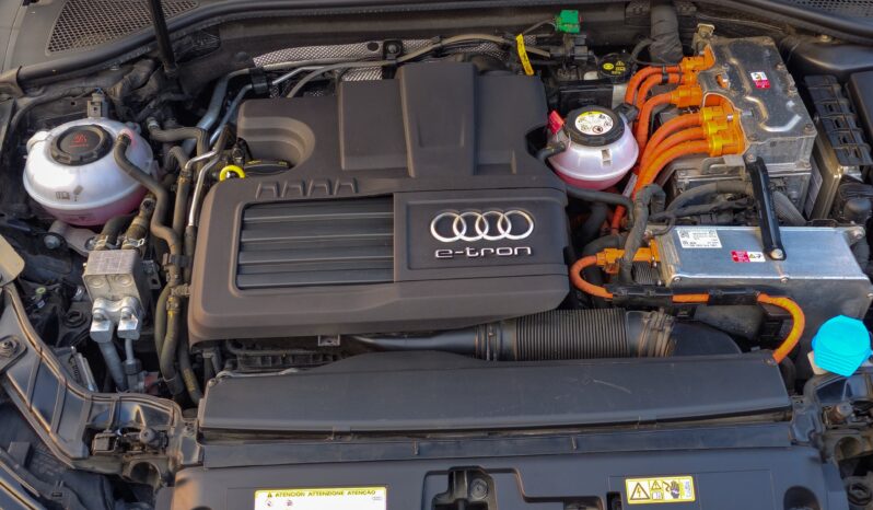 
								Audi A3 Sportback full									