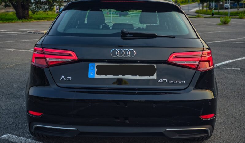 
								Audi A3 Sportback full									