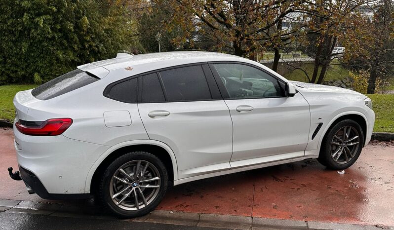 
								BMW X4 full									