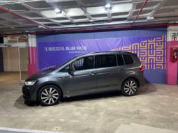 
										Volkswagen Touran full									