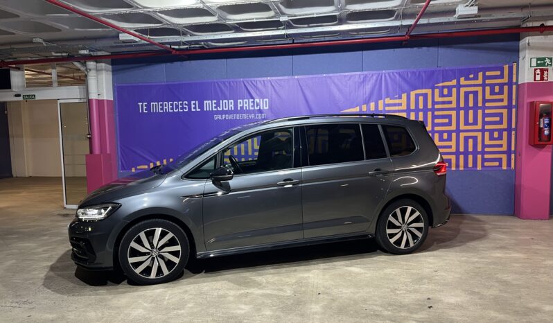 
								Volkswagen Touran full									