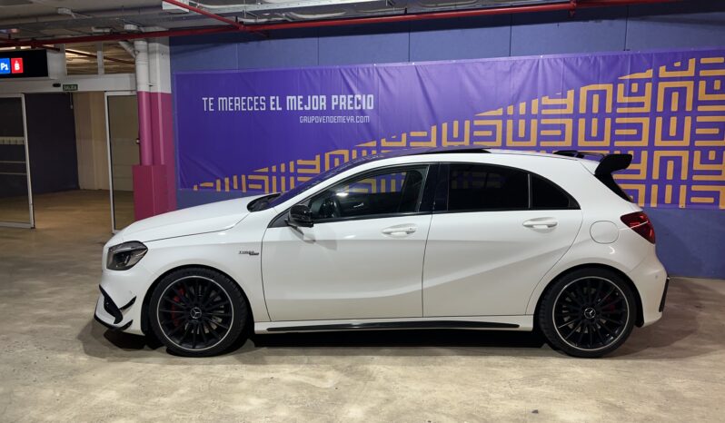 
								Mercedes-Benz A45 AMG full									