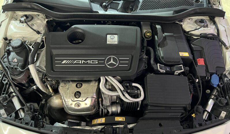 
								Mercedes-Benz A45 AMG full									