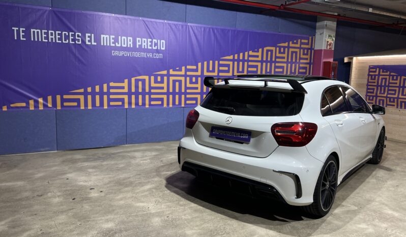 
								Mercedes-Benz A45 AMG full									