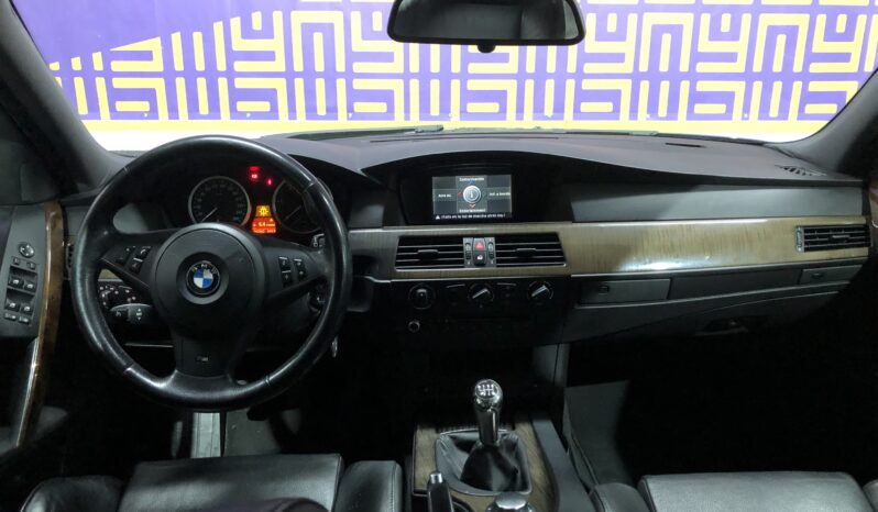 
								BMW Serie 5 530 D full									