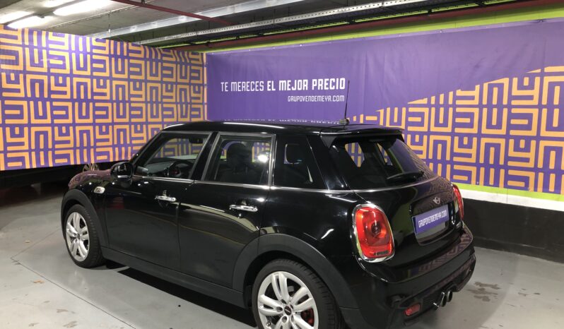 
								Mini Cooper full									