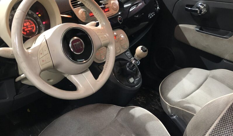 
								Fiat 500 full									