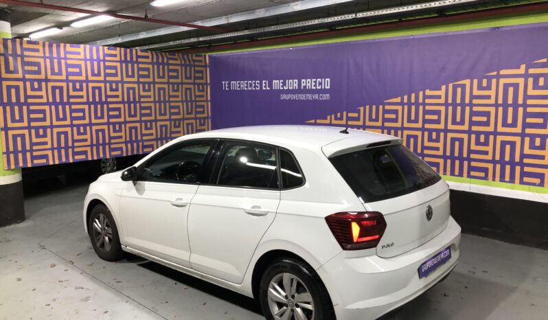 
								Volkswagen Polo full									