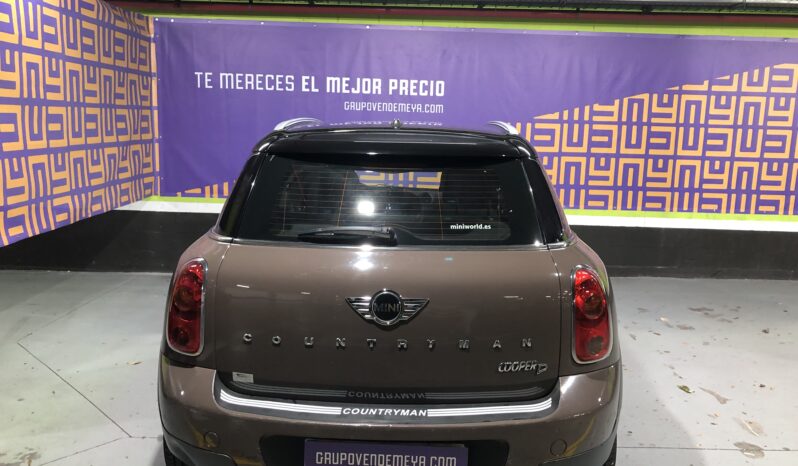 
								Mini Countryman full									