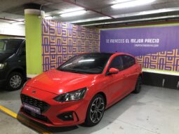 
										Ford Focus ST Line full									