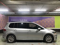 
										Volkswagen Touran full									