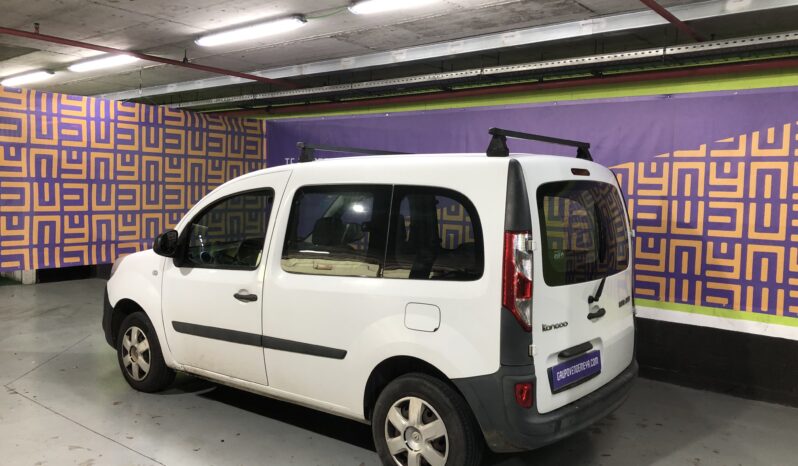 
								Renault Kangoo full									