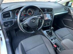 
										Volkswagen Golf full									