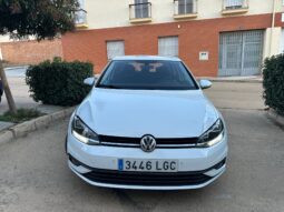 
										Volkswagen Golf full									