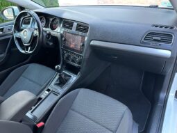 
										Volkswagen Golf full									