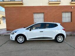 
										Renault – Clio full									