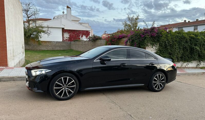 
								Mercedes-Benz CLS 300d full									