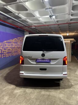 
										Volkswagen Caravelle full									