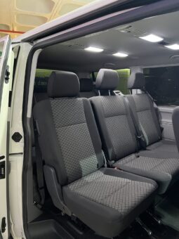 
										Volkswagen Caravelle full									