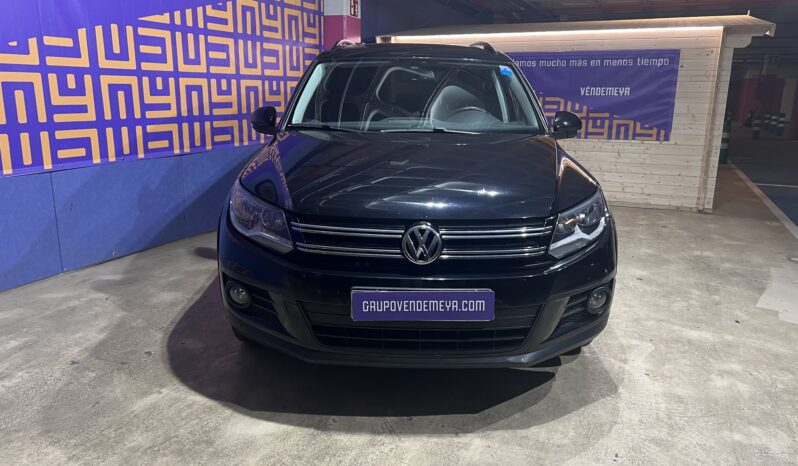 
								Volkswagen Tiguan full									