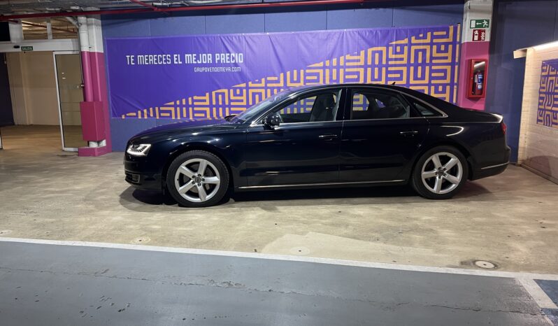 
								Audi A8 full									