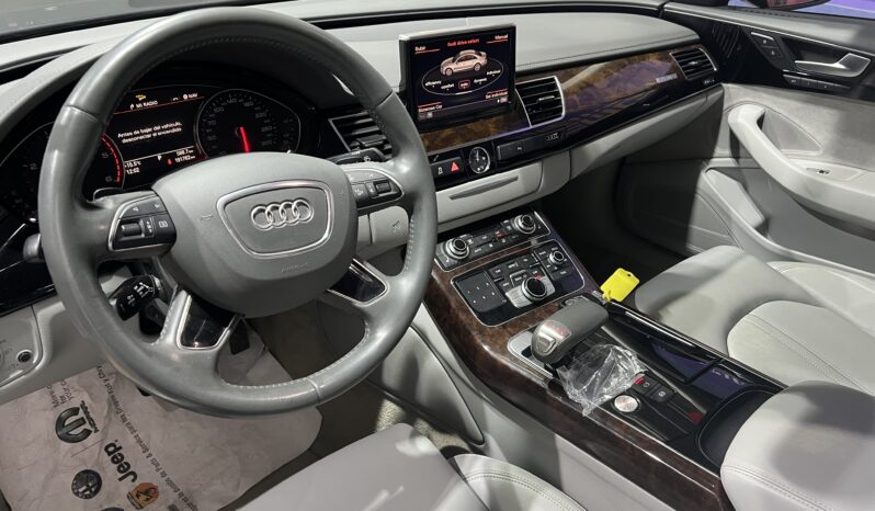 
								Audi A8 full									