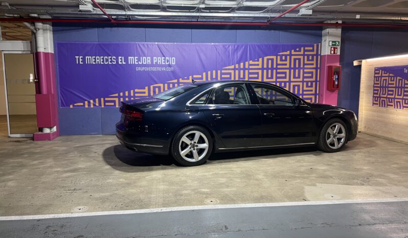 
								Audi A8 full									